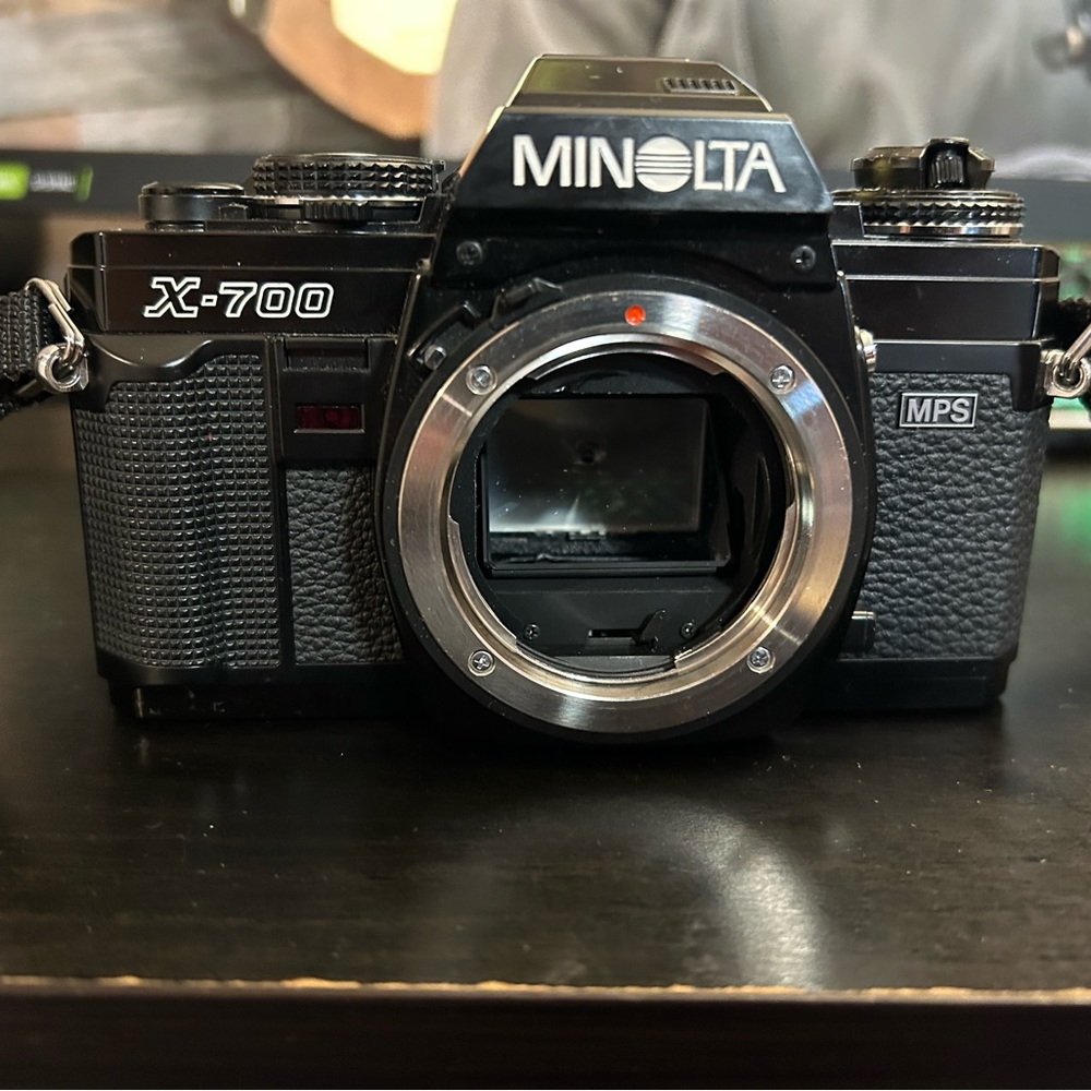 Minolta X-700 film camera (vintage)